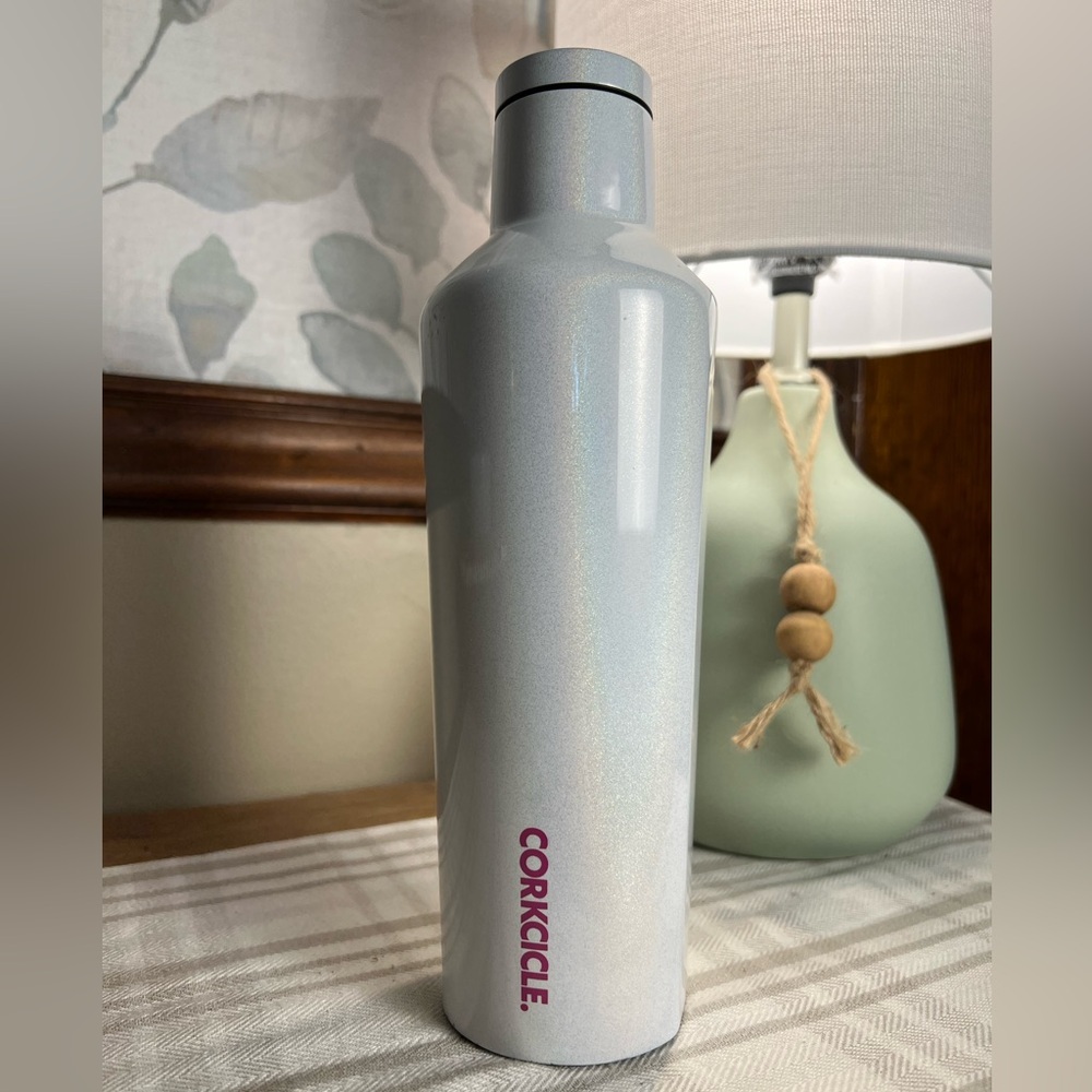 CORKCICLE Unicorn Magic Iridescent Canteen‎ Bottle 16oz NWOT
